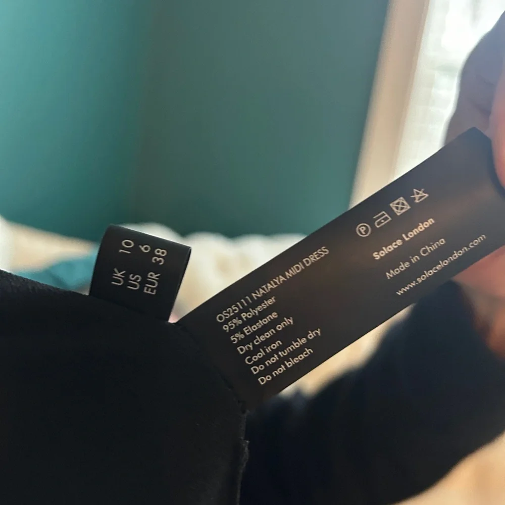 Solace London Black One-Shoulder Dress - Picture 3 of 6